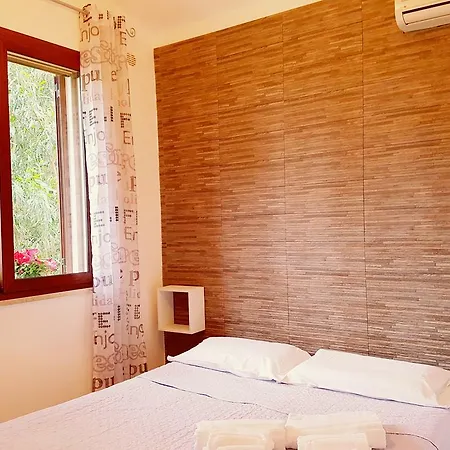 Villette Dello Zingaro Villa
